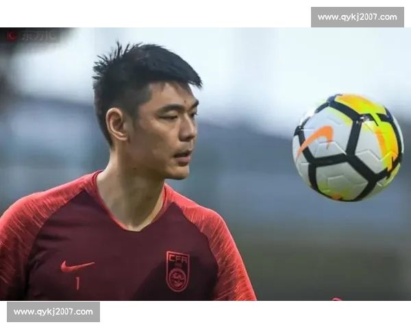 肖赧：东亚杯国足需以成绩为纲，新人培养应服务于战略目标
